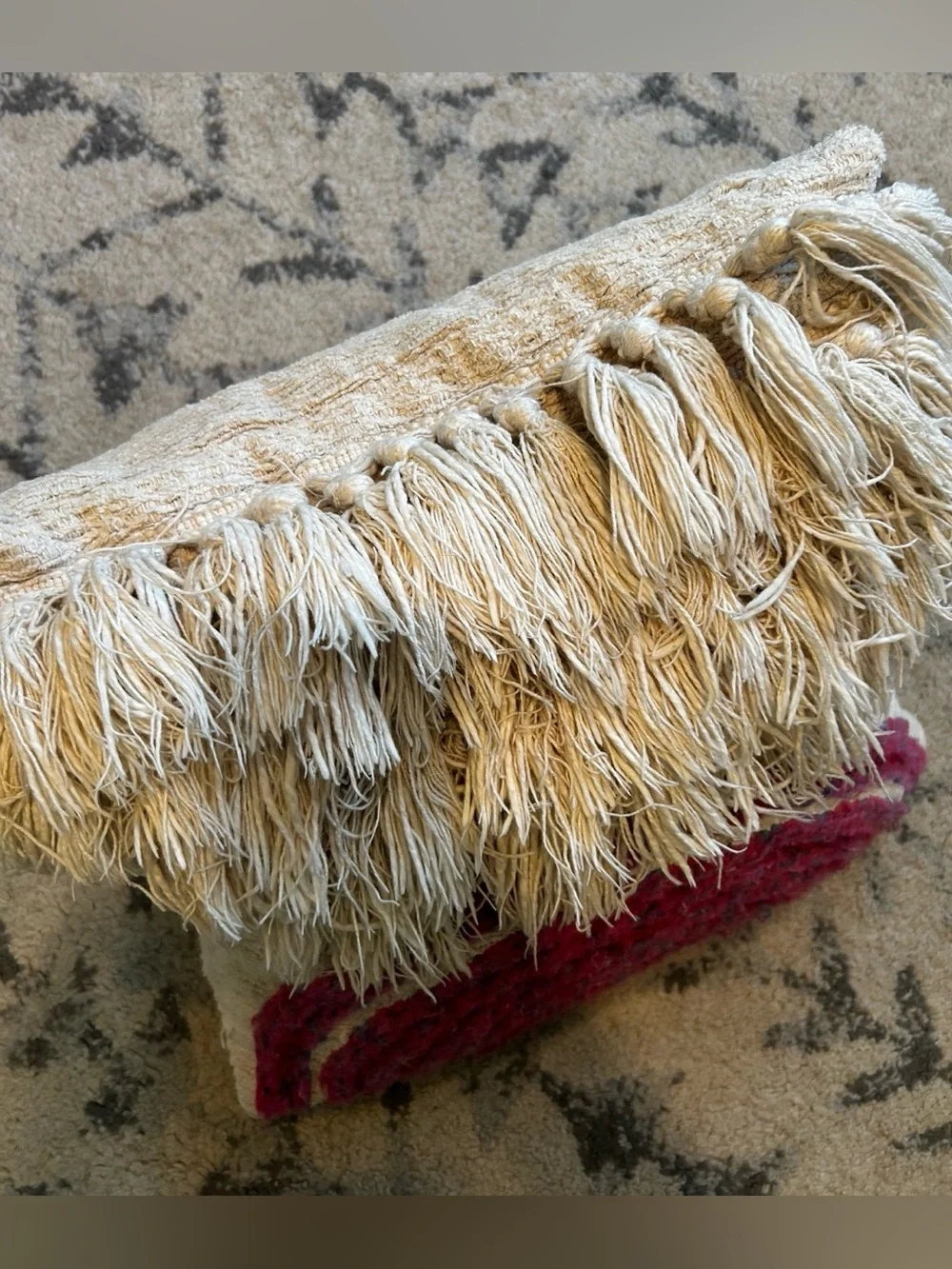 Anthropologie All Roads 18x18 Textured Throw Pillow. 🌺With 🌺flaws🌺